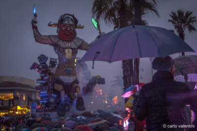 Viareggio carnevale2500